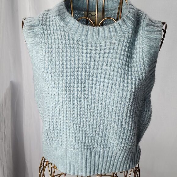 Jessica Simpson Cropped Size SP Light Blue Knit Sweater Vest - Picture 1 of 7